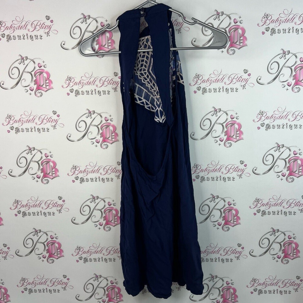Free People tallow dress mock neck open back Navy and Beige Backless Dress - Picture 2 of 12